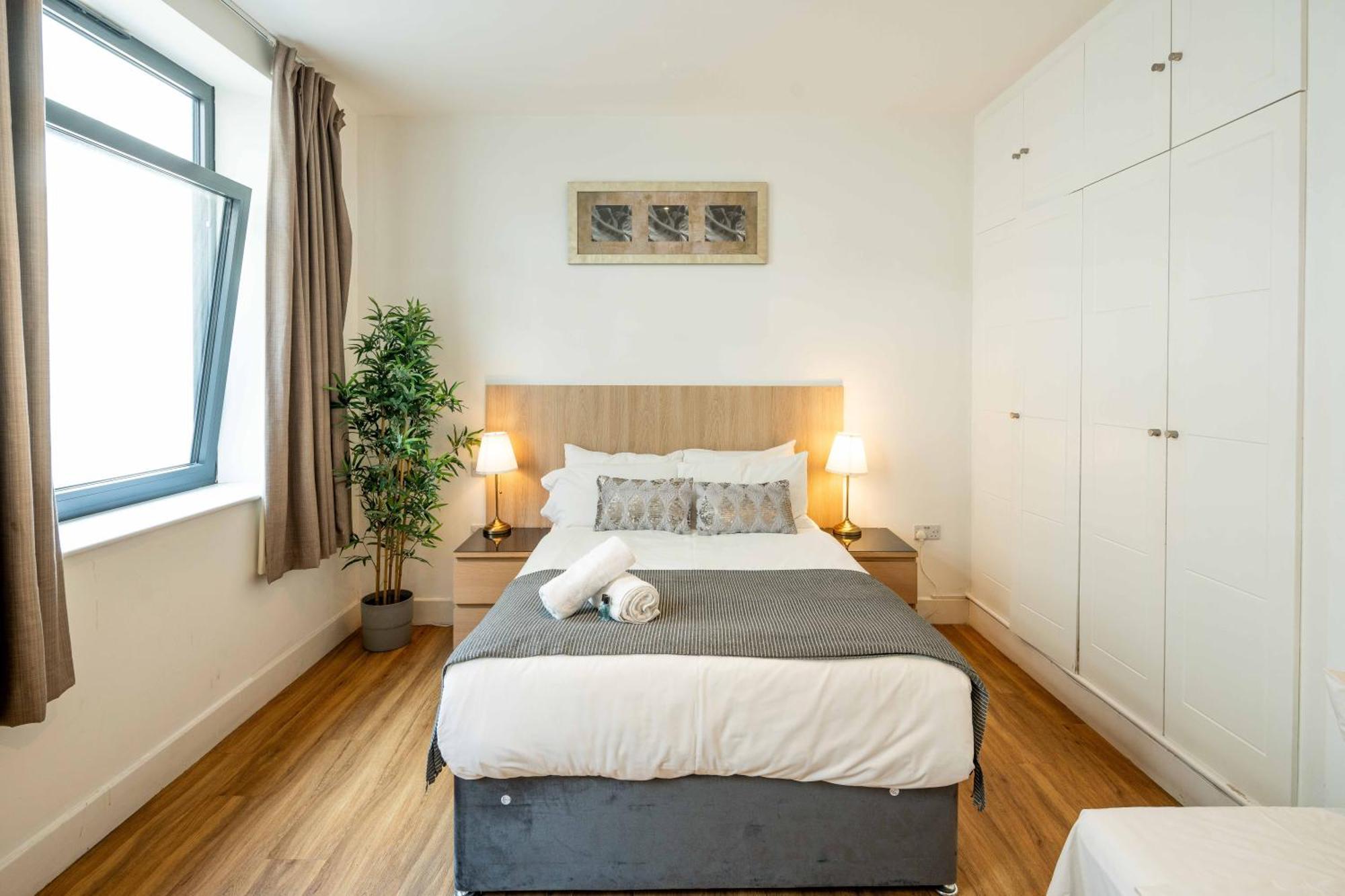 Equitable Hotel Лондон Экстерьер фото